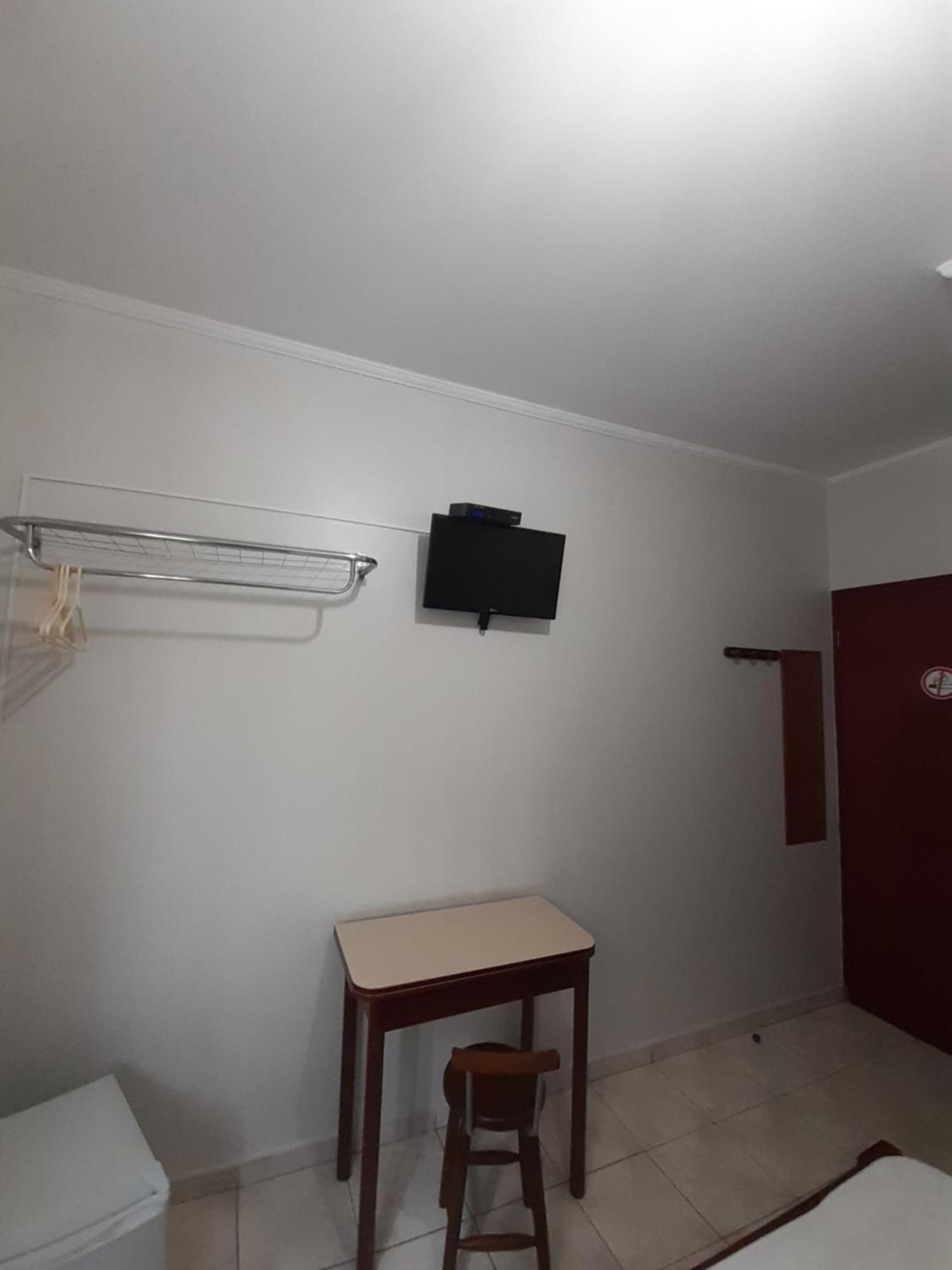 Apeninos Suites Basicas Sao Paulo Room photo